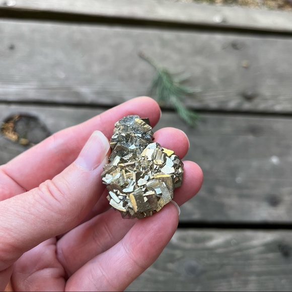 Pyrite Rose Flower - Double Formation - Picture 9 of 14